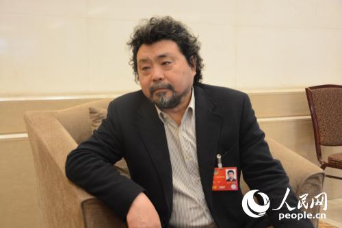 委员如何看待“艺考热”？考生不要为成名学艺术
